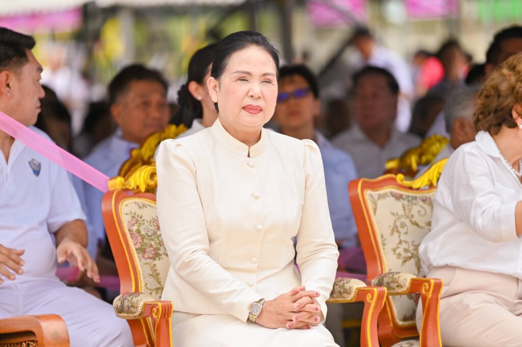 อบจ.อุบลฯ ร่วมงานบุญใหญ่ ครบรอบ 24 ปี มูลนิธิศิษย์พระจี้กงอุบลราชธานี “เต็กก่า” จีหงีเกาะ