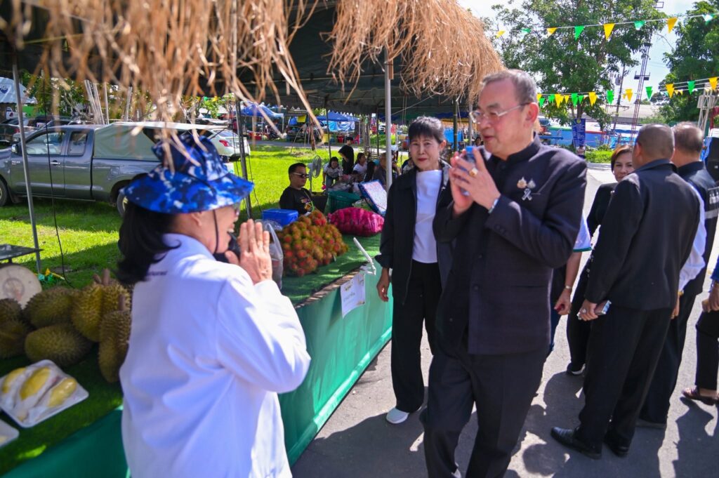 นายกฯ กานต์ ลงพื้นที่อุดหนุนผลผลิตเกษตรกร ในงานเทศกาลผลไม้และของดีอำเภอน้ำยืน ประจำปี 2569