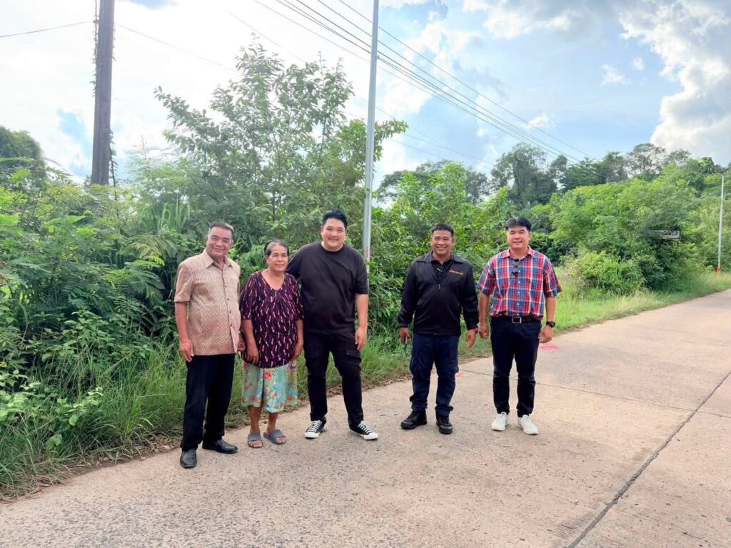 อบจ.อุบลราชธานี ลงพื้นที่ตรวจรับโครงการติดตั้งไฟฟ้าแสงสว่างนวัตกรรม พร้อมอุปกรณ์ความปลอดภัย อำเภอนาตาล อำเภอม่วงสามสิบ และ อำเภอเมืองอุบลราชธานี