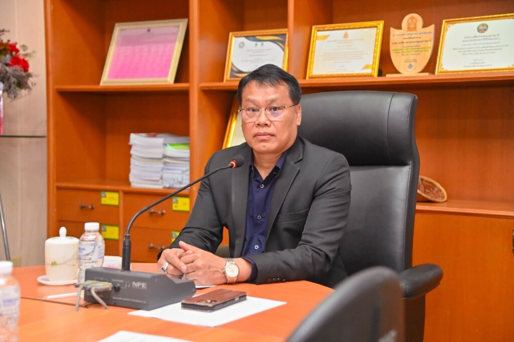 อบจ.อุบลราชธานี ประชุมปรึกษาหารือข้อราชการ ติดตามการดำเนินงานและกำหนดแนวทางขับเคลื่อนภารกิจองค์กร