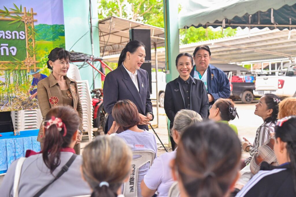 อบจ.อุบลฯ ร่วมเปิดกิจกรรม “เปิดบ้านวิชาการและสัปดาห์วิทยาศาสตร์แห่งชาติ” โรงเรียนหนองบัวฮีวิทยาคม มุ่งยกระดับคุณภาพการศึกษาอย่างยั่งยืน