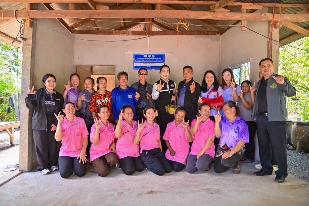 อบจ.อุบลราชธานี ส่งมอบบ้านปรับสภาพแวดล้อม ยกระดับคุณภาพชีวิตผู้สูงอายุและคนพิการ